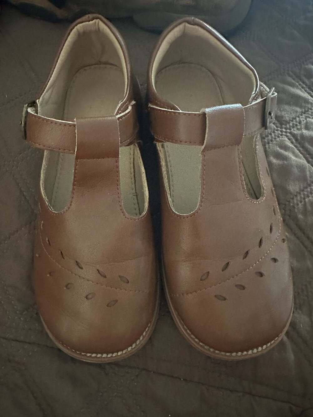 Otter Momo Brown T-Strap Leather Mary Jane Toddler Shoes Size 1M